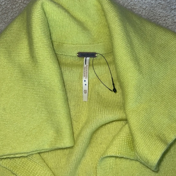 NWOT Free People Cashmere Swim Too Deep Cardigan in Lime Green - Picture 3 of 7